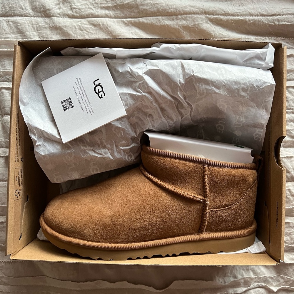UGG Ultra Mini